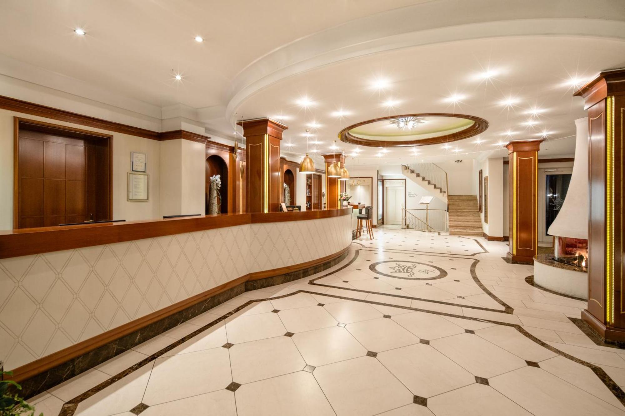 Hotel Dreifluessehof Passau Buitenkant foto